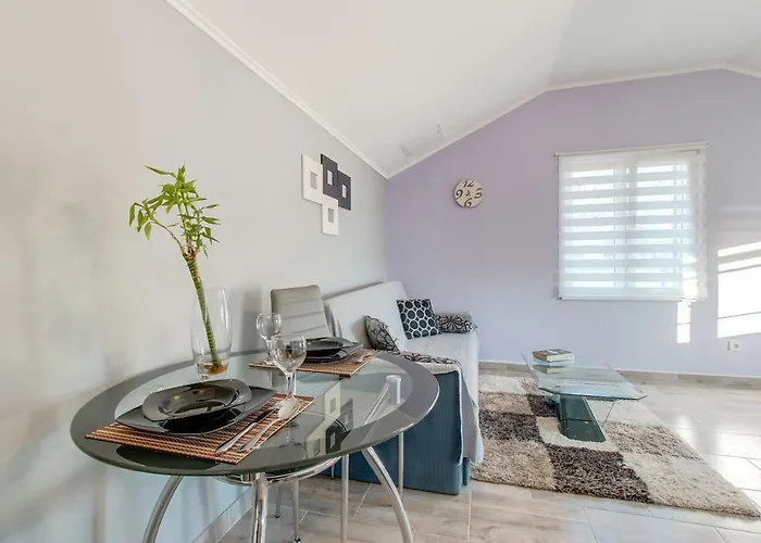 Leon & Rent A Quad Appartement