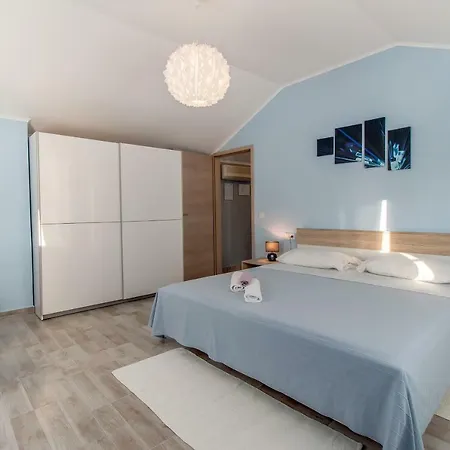 Apartamento Leon & Rent A Quad Mali Lošinj